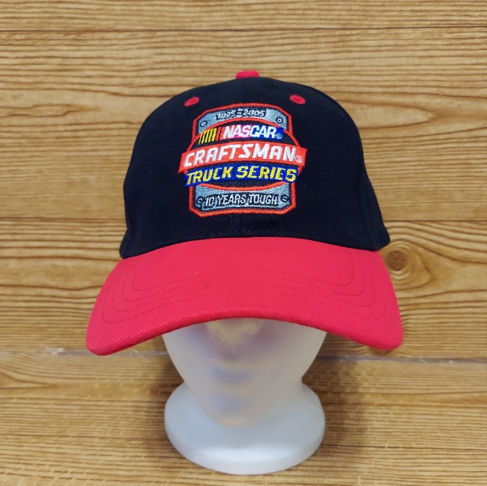 🆕️brand new without tags 2005 Nascar craftsman truck series snapback